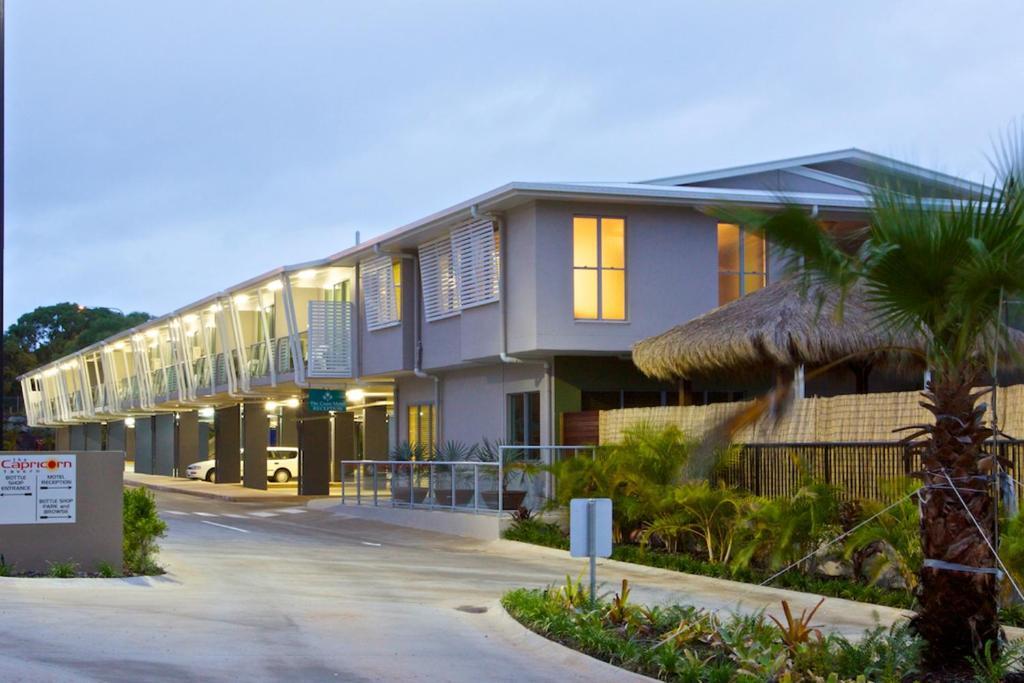 The Coast Motel Йепун Екстериор снимка